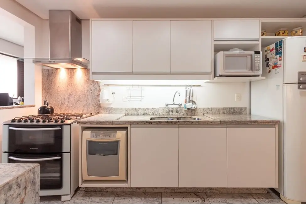 Foto 9 de Apartamento com 4 quartos à venda, 279m2 em Petrópolis, Porto Alegre - RS