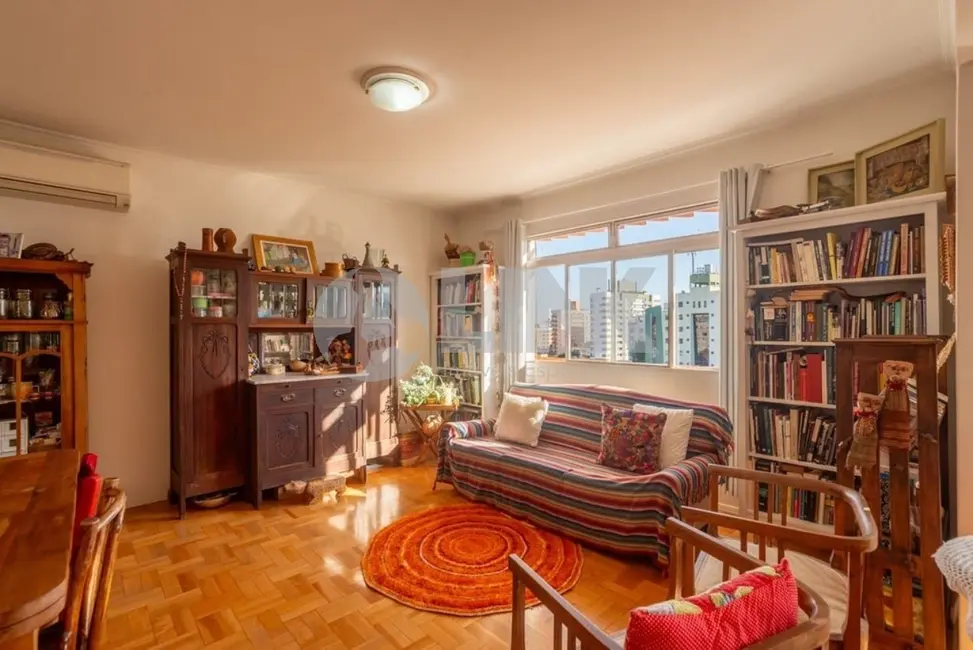 Apartamento com 2 quartos à venda, 95m2 em Menino Deus, Porto Alegre - RS - imagem 5 Foto 5 de Apartamento com 2 quartos à venda, 95m2 em Menino Deus, Porto Alegre - RS