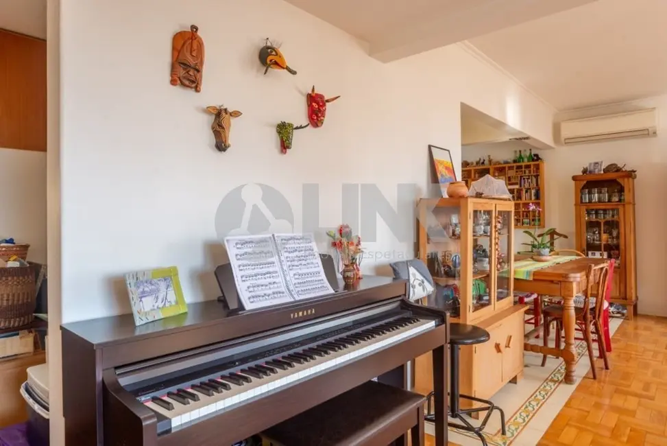 Apartamento com 2 quartos à venda, 95m2 em Menino Deus, Porto Alegre - RS - imagem 9 Foto 9 de Apartamento com 2 quartos à venda, 95m2 em Menino Deus, Porto Alegre - RS