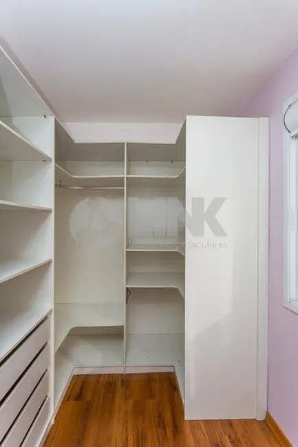 Apartamento com 3 quartos à venda, 91m2 em Menino Deus, Porto Alegre - RS - imagem 5 Foto 5 de Apartamento com 3 quartos à venda, 91m2 em Menino Deus, Porto Alegre - RS