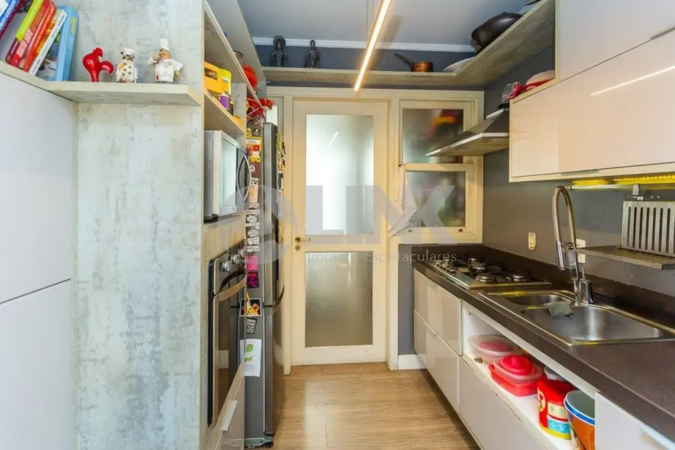 Apartamento com 2 quartos à venda, 89m2 em Moinhos de Vento, Porto Alegre - RS - imagem 9 Foto 9 de Apartamento com 2 quartos à venda, 89m2 em Moinhos de Vento, Porto Alegre - RS