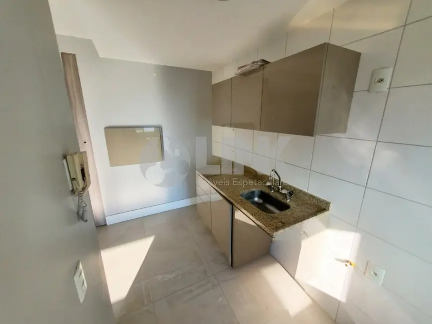 Apartamento com 2 quartos à venda, 67m2 em São Geraldo, Porto Alegre - RS - imagem 7 Foto 7 de Apartamento com 2 quartos à venda, 67m2 em São Geraldo, Porto Alegre - RS