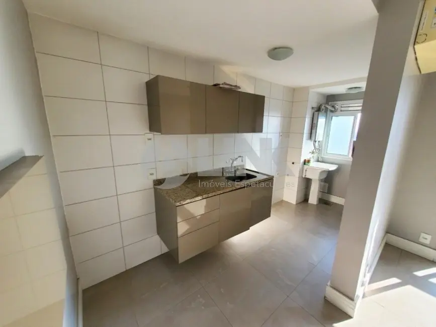 Apartamento com 2 quartos à venda, 67m2 em São Geraldo, Porto Alegre - RS - imagem 5 Foto 5 de Apartamento com 2 quartos à venda, 67m2 em São Geraldo, Porto Alegre - RS