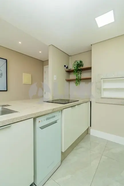 Apartamento com 1 quarto à venda, 72m2 em Petrópolis, Porto Alegre - RS - imagem 9 Foto 9 de Apartamento com 1 quarto à venda, 72m2 em Petrópolis, Porto Alegre - RS