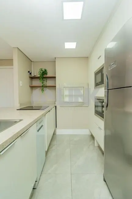 Apartamento com 1 quarto à venda, 72m2 em Petrópolis, Porto Alegre - RS - imagem 8 Foto 8 de Apartamento com 1 quarto à venda, 72m2 em Petrópolis, Porto Alegre - RS