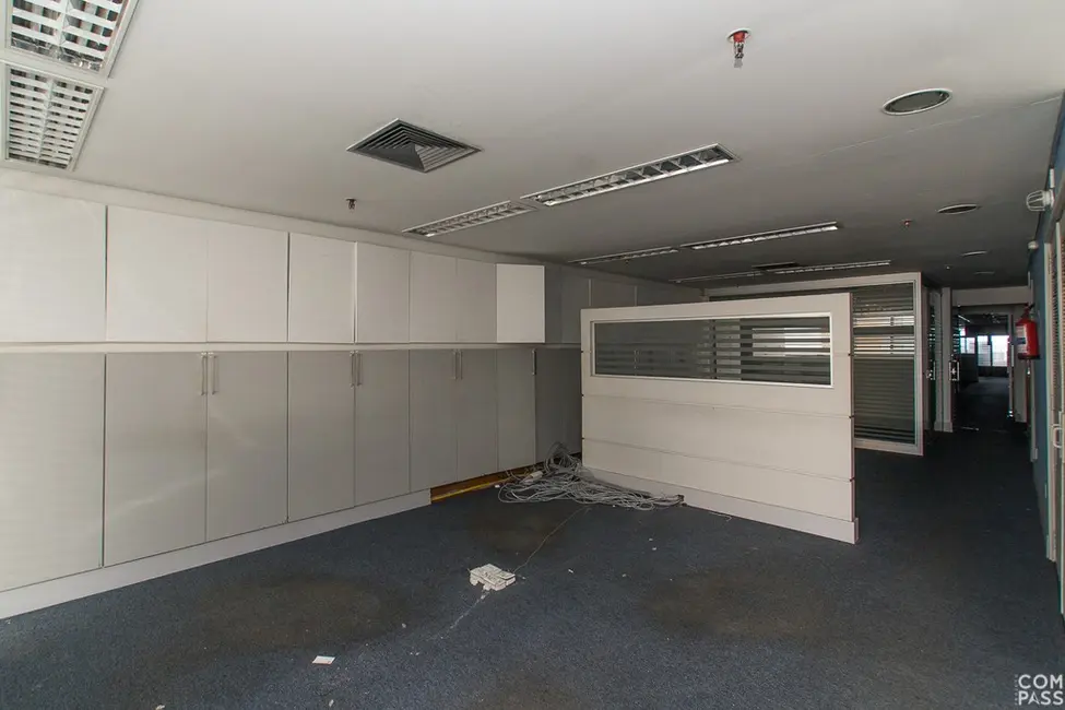 Sala Comercial à venda, 134m2 em Centro Histórico, Porto Alegre - RS - imagem 6 Foto 6 de Sala Comercial à venda, 134m2 em Centro Histórico, Porto Alegre - RS