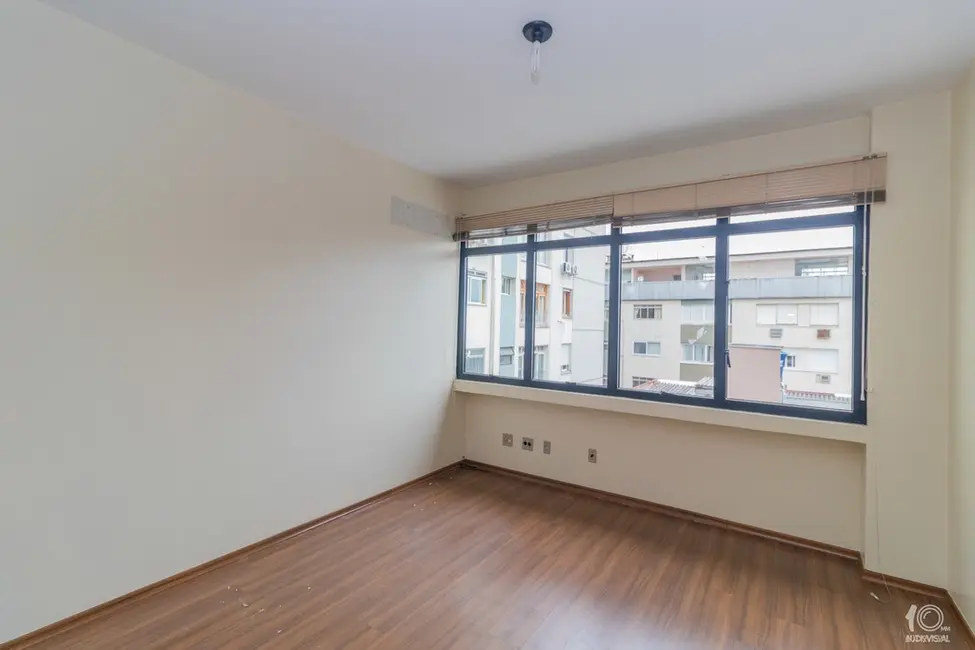 Foto 3 de Sala Comercial à venda, 39m2 em Independência, Porto Alegre - RS