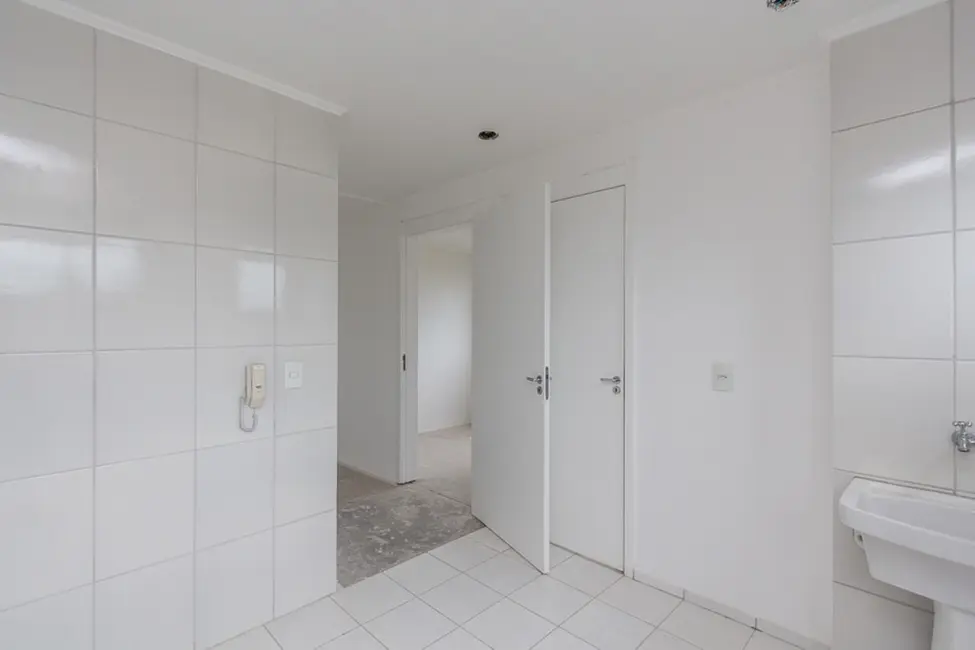 Foto 6 de Apartamento com 2 quartos à venda, 43m2 em Mato Grande, Canoas - RS