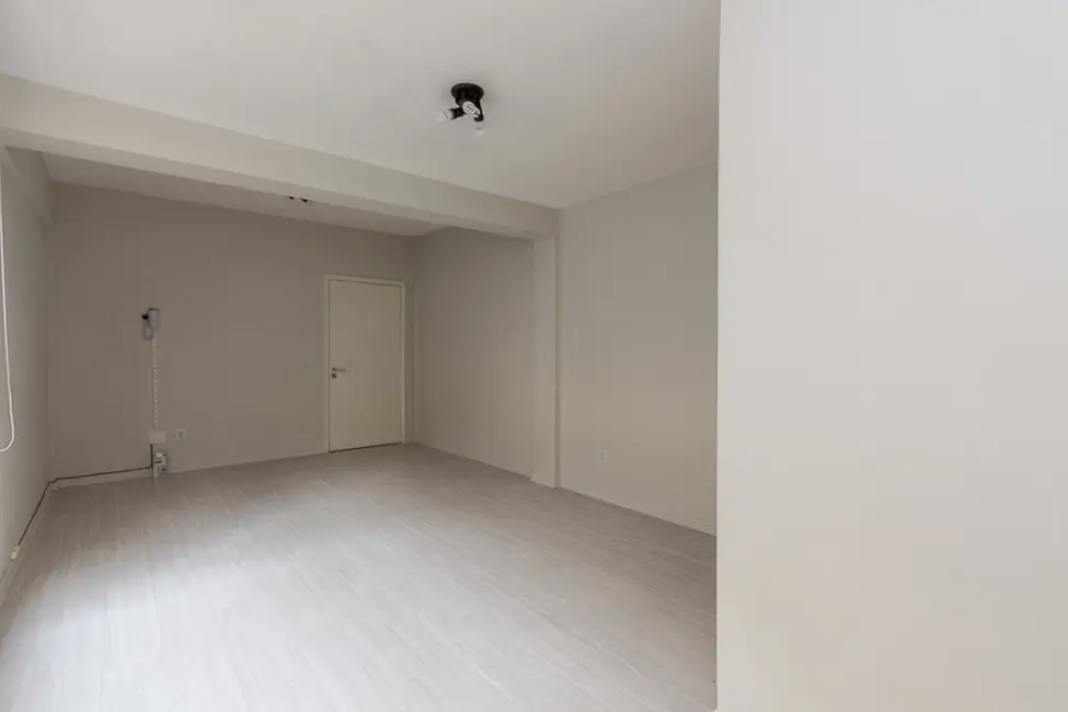 Foto 4 de Sala Comercial à venda, 26m2 em Cristal, Porto Alegre - RS