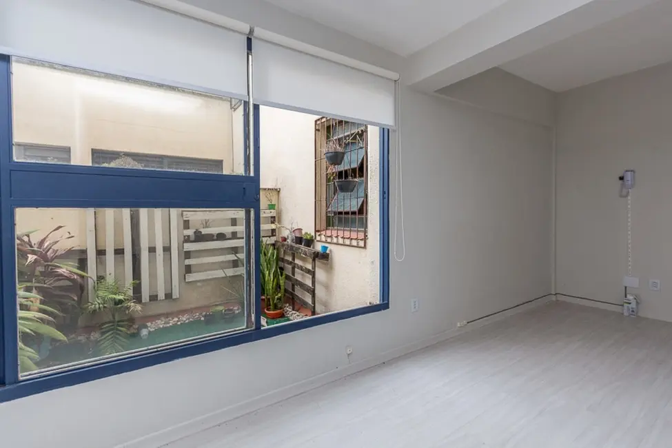 Foto 2 de Sala Comercial à venda, 26m2 em Cristal, Porto Alegre - RS