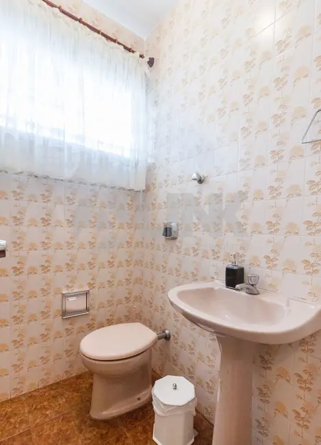 Casa com 3 quartos à venda, 327m2 em Chácara das Pedras, Porto Alegre - RS - imagem 7 Foto 7 de Casa com 3 quartos à venda, 327m2 em Chácara das Pedras, Porto Alegre - RS