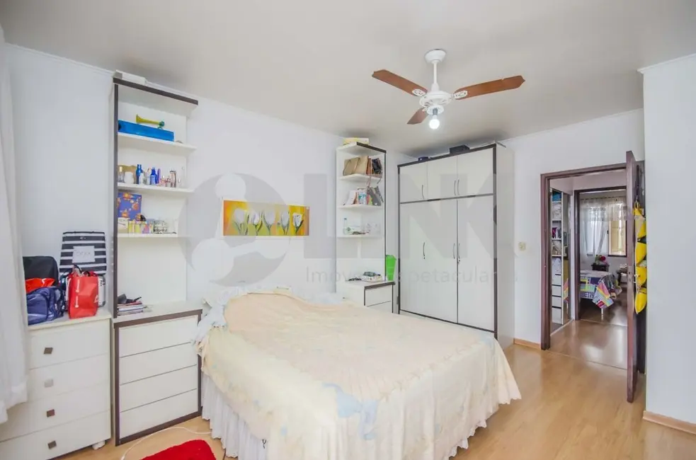 Foto 8 de Casa de Condomínio com 3 quartos à venda, 320m2 em Cristo Redentor, Porto Alegre - RS