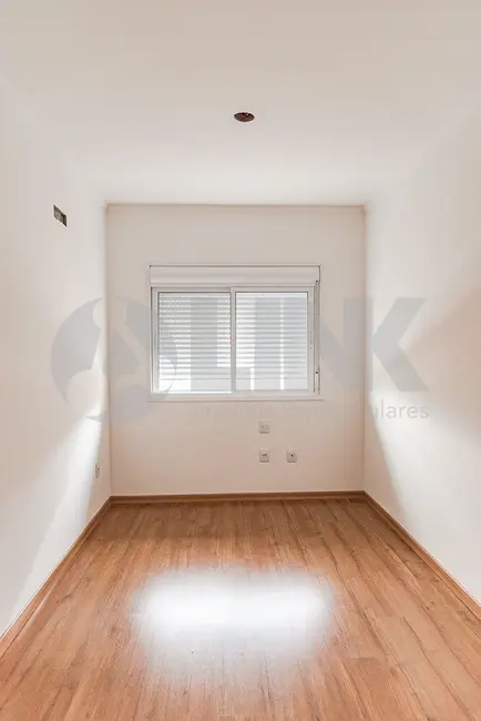 Apartamento com 2 quartos à venda, 78m2 em Petrópolis, Porto Alegre - RS - imagem 6 Foto 6 de Apartamento com 2 quartos à venda, 78m2 em Petrópolis, Porto Alegre - RS