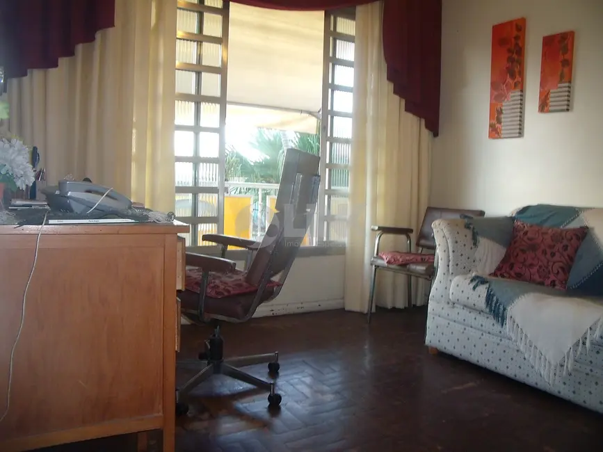 Foto 2 de Casa com 4 quartos à venda, 234m2 em Cristo Redentor, Porto Alegre - RS