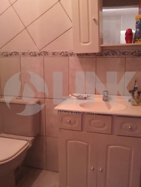 Casa com 2 quartos à venda, 100m2 em Jardim Floresta, Porto Alegre - RS - imagem 5 Foto 5 de Casa com 2 quartos à venda, 100m2 em Jardim Floresta, Porto Alegre - RS