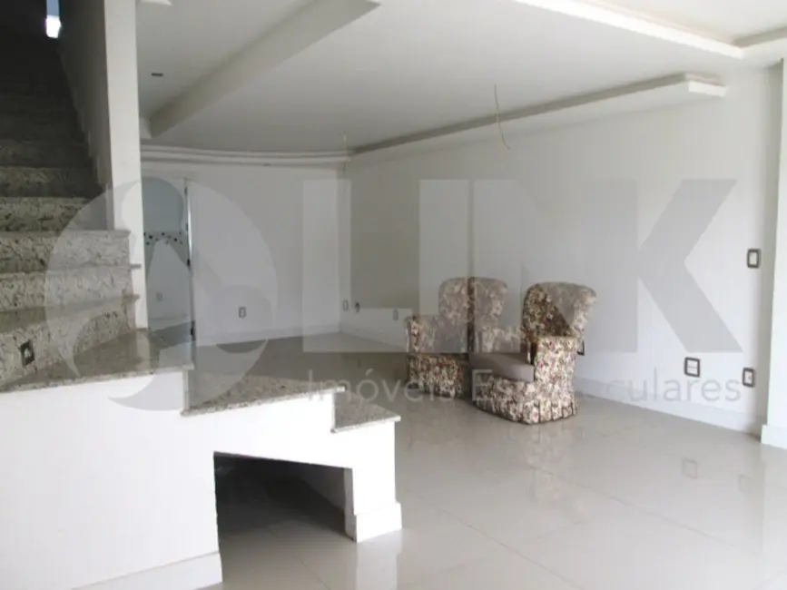 Casa com 4 quartos à venda, 175m2 em Jardim Itu, Porto Alegre - RS - imagem 7 Foto 7 de Casa com 4 quartos à venda, 175m2 em Jardim Itu, Porto Alegre - RS