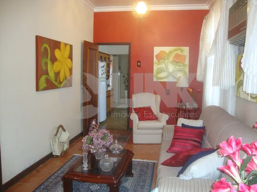 Foto 2 de Casa com 2 quartos à venda, 190m2 em Jardim Floresta, Porto Alegre - RS