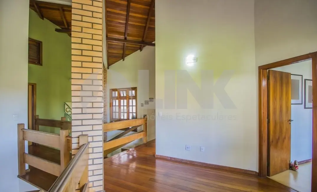 Foto 5 de Casa com 4 quartos à venda, 280m2 em Porto Alegre - RS