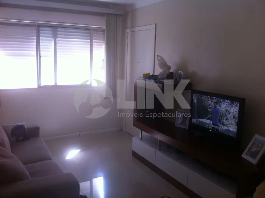 Foto 4 de Apartamento com 2 quartos à venda, 54m2 em Porto Alegre - RS