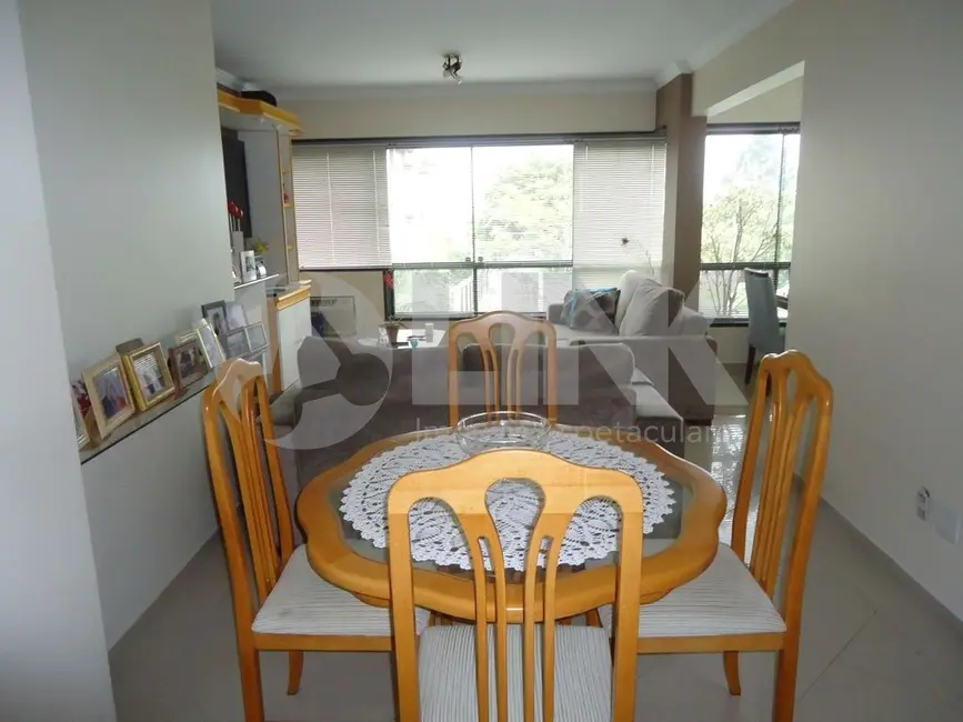 Foto 5 de Apartamento com 3 quartos à venda, 193m2 em Jardim Itu, Porto Alegre - RS