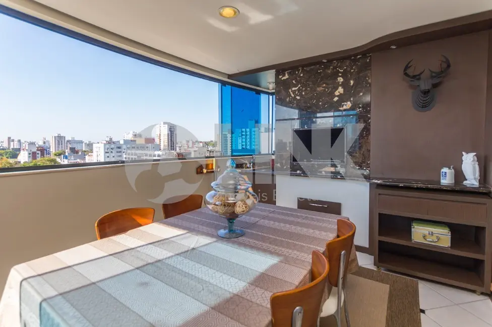 Apartamento com 2 quartos à venda, 95m2 em Menino Deus, Porto Alegre - RS - imagem 6 Foto 6 de Apartamento com 2 quartos à venda, 95m2 em Menino Deus, Porto Alegre - RS