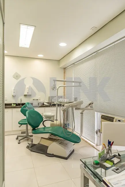 Foto 3 de Sala Comercial à venda, 29m2 em Moinhos de Vento, Porto Alegre - RS