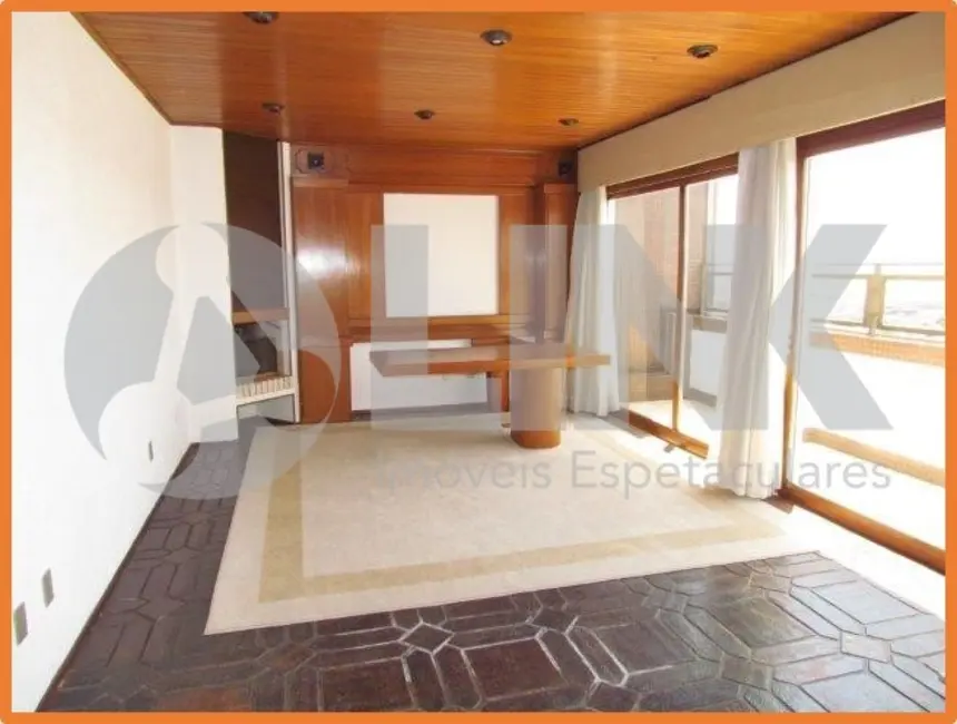 Apartamento com 4 quartos à venda, 547m2 em Moinhos de Vento, Porto Alegre - RS - imagem 6 Foto 6 de Apartamento com 4 quartos à venda, 547m2 em Moinhos de Vento, Porto Alegre - RS