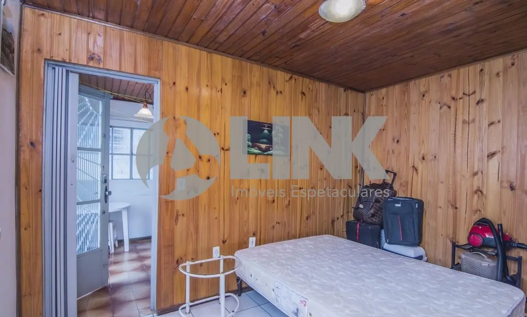 Casa com 3 quartos à venda, 90m2 em Santa Maria Goretti, Porto Alegre - RS - imagem 8 Foto 8 de Casa com 3 quartos à venda, 90m2 em Santa Maria Goretti, Porto Alegre - RS