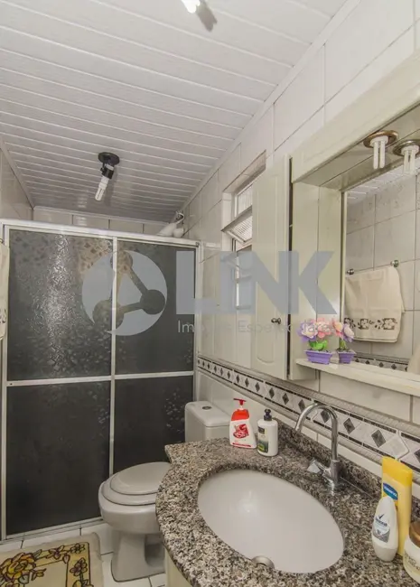 Casa com 3 quartos à venda, 90m2 em Santa Maria Goretti, Porto Alegre - RS - imagem 5 Foto 5 de Casa com 3 quartos à venda, 90m2 em Santa Maria Goretti, Porto Alegre - RS