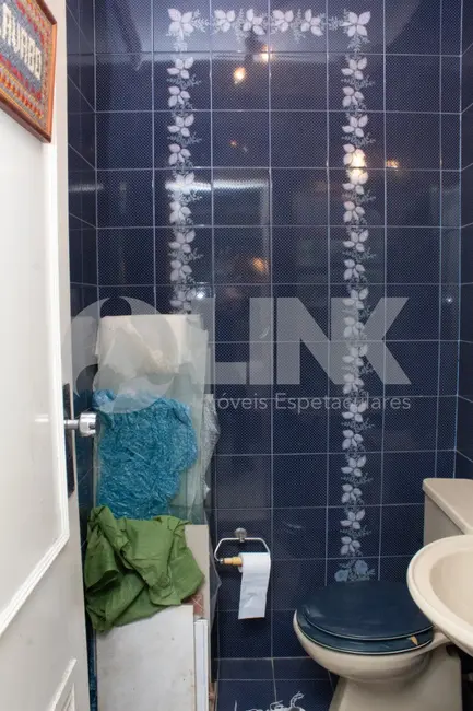 Casa com 5 quartos à venda, 251m2 em Santa Maria Goretti, Porto Alegre - RS - imagem 8 Foto 8 de Casa com 5 quartos à venda, 251m2 em Santa Maria Goretti, Porto Alegre - RS