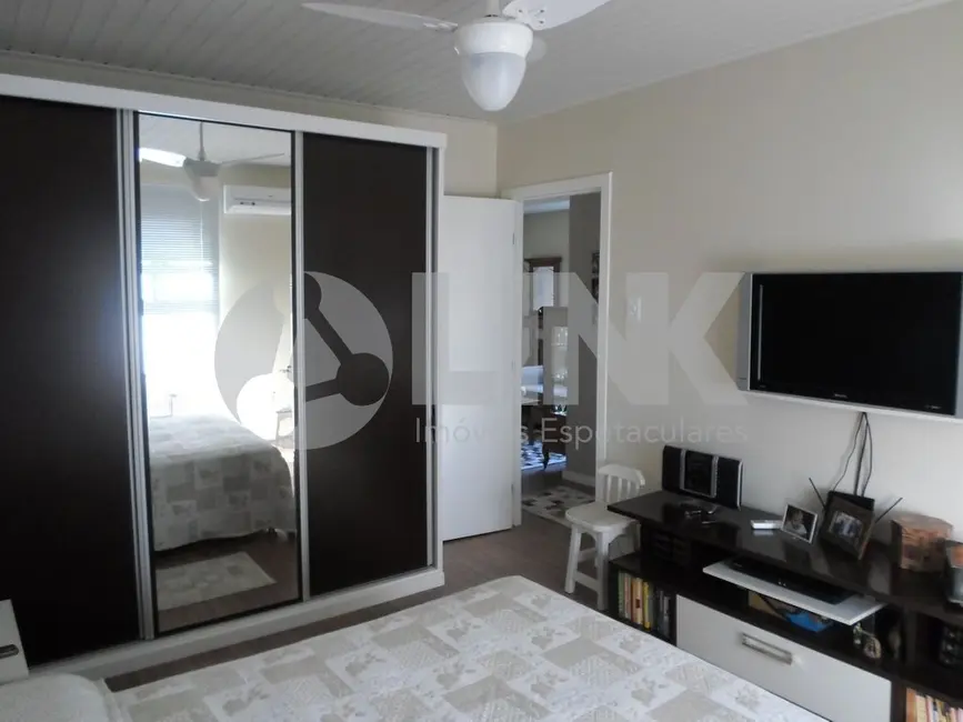 Apartamento com 2 quartos à venda, 54m2 em Mont Serrat, Porto Alegre - RS - imagem 5 Foto 5 de Apartamento com 2 quartos à venda, 54m2 em Mont Serrat, Porto Alegre - RS