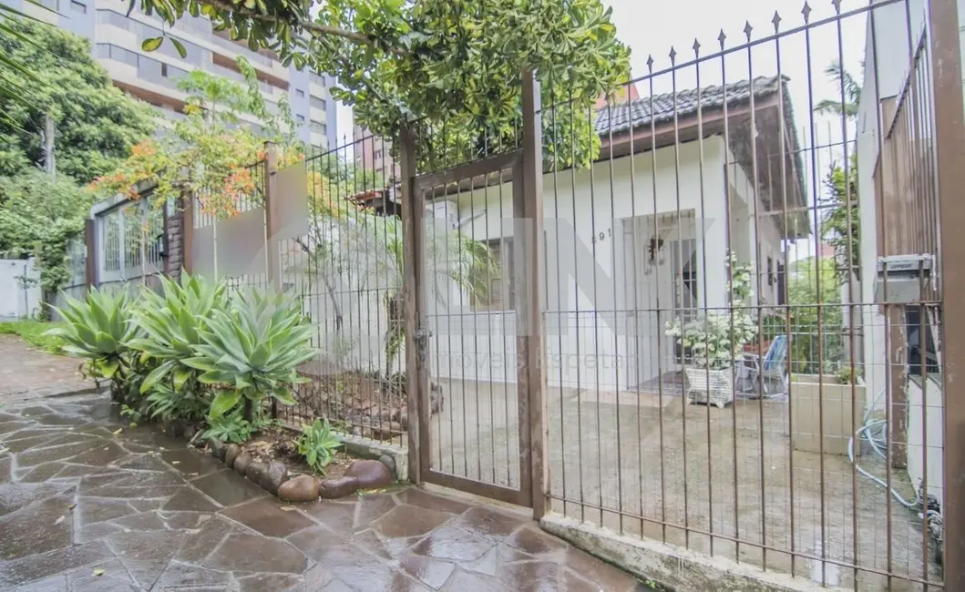 Foto 1 de Casa com 2 quartos à venda, 261m2 em Mont Serrat, Porto Alegre - RS