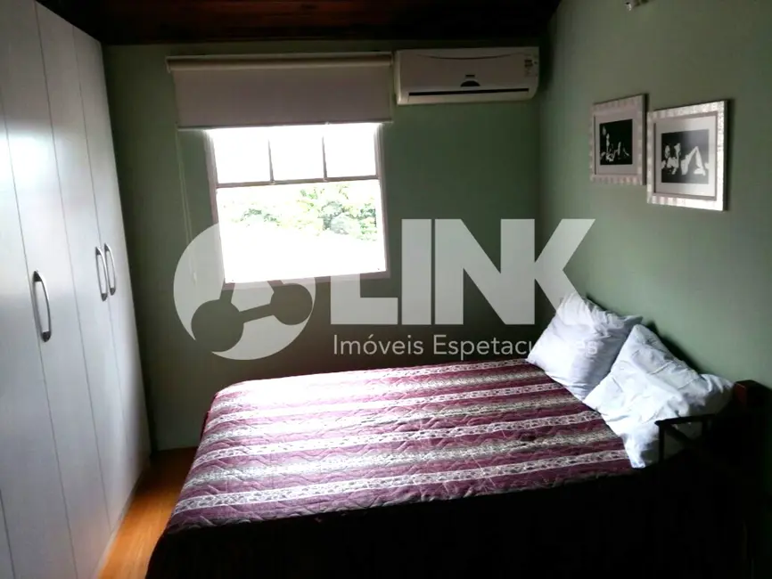 Foto 6 de Casa de Condomínio com 2 quartos à venda, 36m2 em Santo Antônio, Porto Alegre - RS
