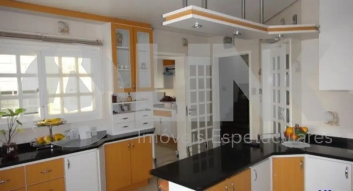 Casa com 4 quartos à venda, 353m2 em São Sebastião, Porto Alegre - RS - imagem 7 Foto 7 de Casa com 4 quartos à venda, 353m2 em São Sebastião, Porto Alegre - RS