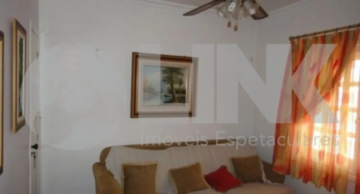 Casa com 4 quartos à venda, 353m2 em São Sebastião, Porto Alegre - RS - imagem 4 Foto 4 de Casa com 4 quartos à venda, 353m2 em São Sebastião, Porto Alegre - RS