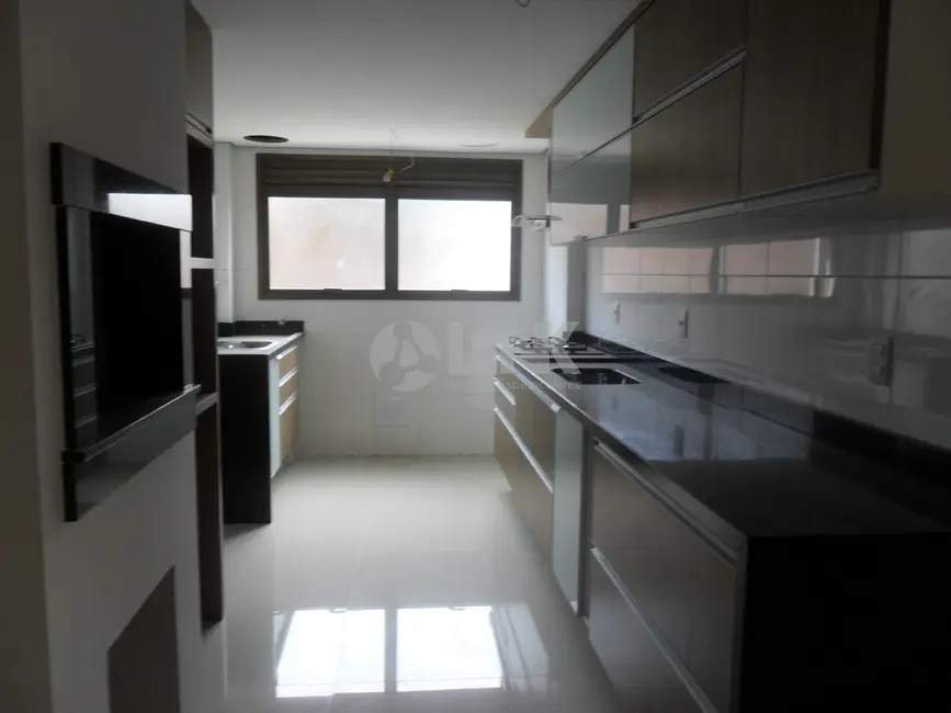 Apartamento com 2 quartos à venda, 75m2 em Sarandi, Porto Alegre - RS - imagem 7 Foto 7 de Apartamento com 2 quartos à venda, 75m2 em Sarandi, Porto Alegre - RS