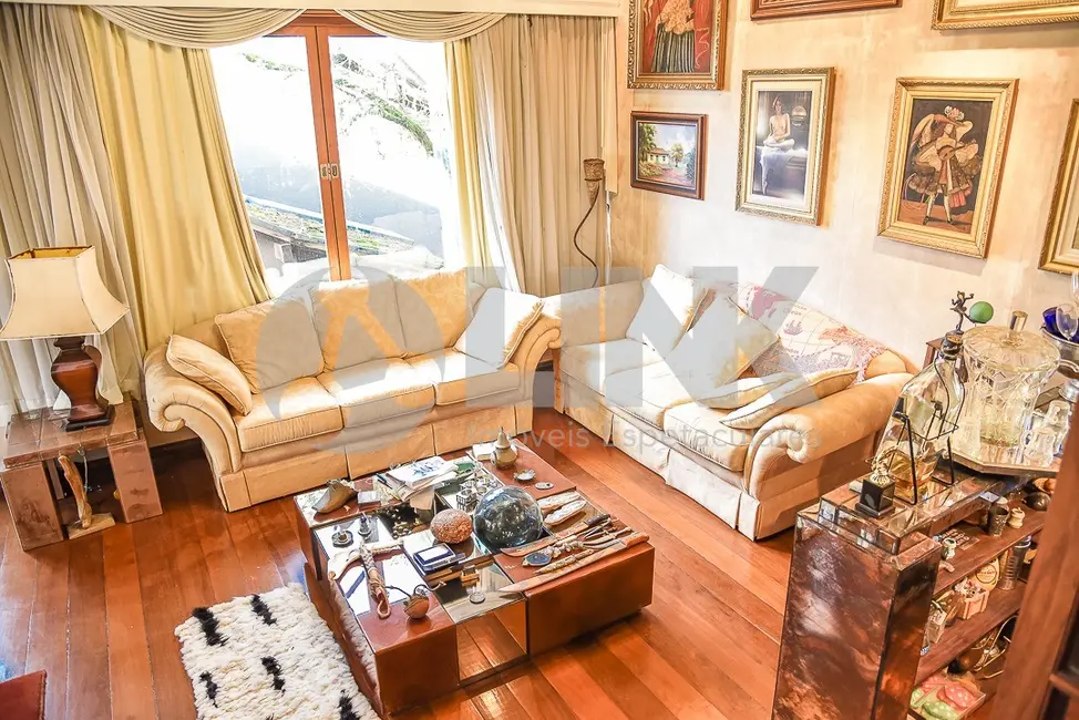 Foto 3 de Casa com 5 quartos à venda, 860m2 em Sétimo Céu, Porto Alegre - RS