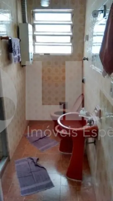 Casa com 4 quartos à venda, 170m2 em Vila Ipiranga, Porto Alegre - RS - imagem 7 Foto 7 de Casa com 4 quartos à venda, 170m2 em Vila Ipiranga, Porto Alegre - RS