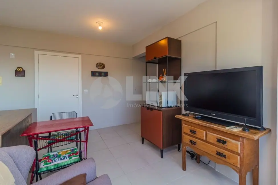 Foto 4 de Apartamento com 1 quarto à venda, 36m2 em Santo Antônio, Porto Alegre - RS