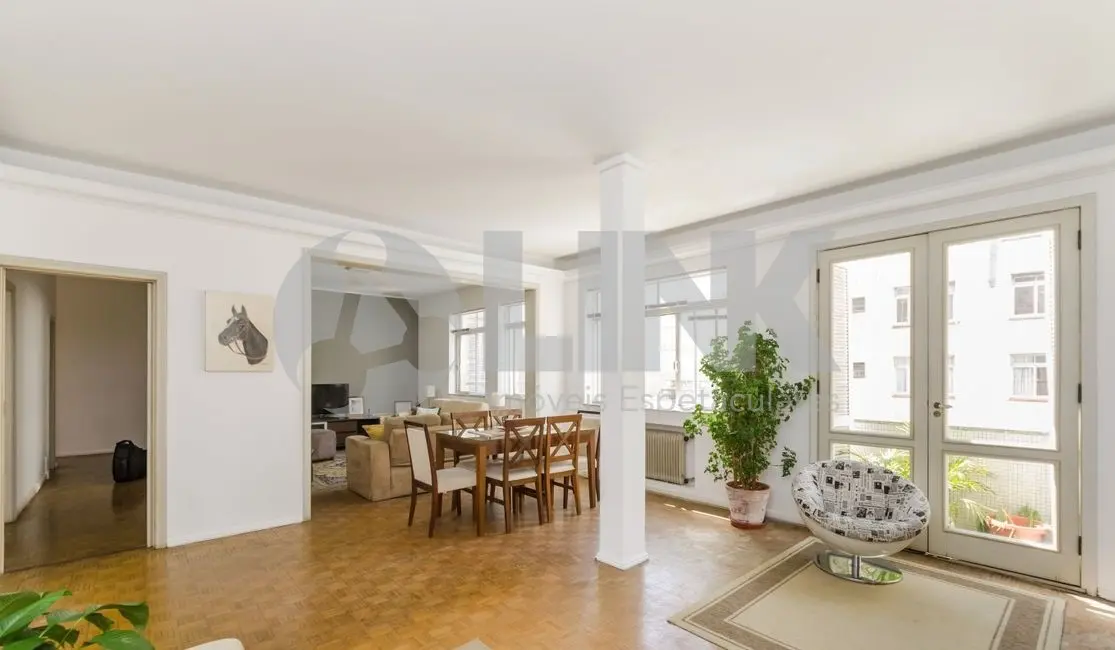 Foto 1 de Apartamento com 3 quartos à venda, 203m2 em Centro Histórico, Porto Alegre - RS