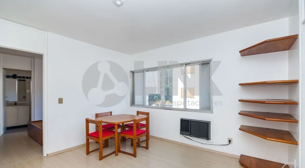 Apartamento com 1 quarto à venda, 36m2 em Higienópolis, Porto Alegre - RS - imagem 1 Foto 1 de Apartamento com 1 quarto à venda, 36m2 em Higienópolis, Porto Alegre - RS