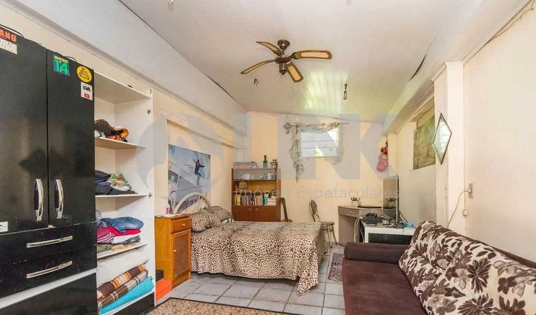 Foto 1 de Casa com 2 quartos à venda, 70m2 em Jardim São Pedro, Porto Alegre - RS