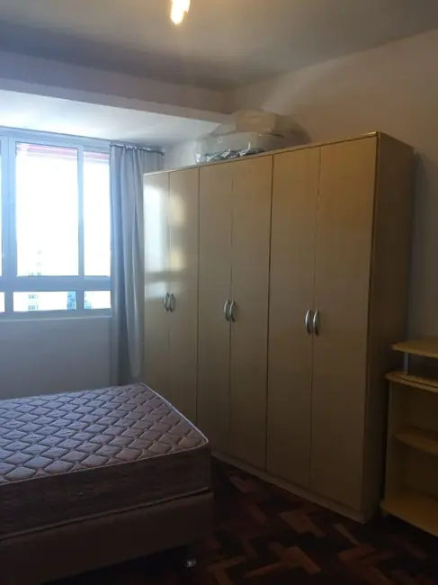 Apartamento com 1 quarto à venda, 30m2 em Centro Histórico, Porto Alegre - RS - imagem 9 Foto 9 de Apartamento com 1 quarto à venda, 30m2 em Centro Histórico, Porto Alegre - RS
