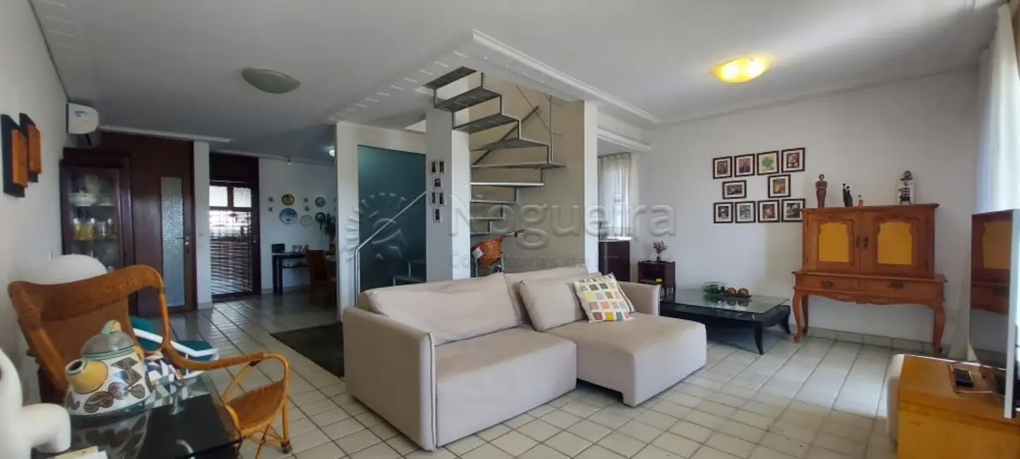 Foto 2 de Cobertura com 4 quartos à venda, 215m2 em Recife - PE