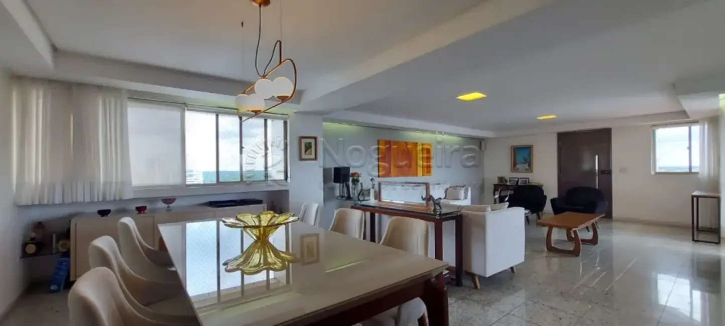 Foto 1 de Apartamento com 4 quartos à venda, 241m2 em Recife - PE