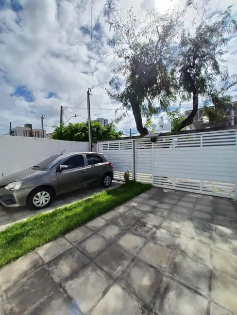 Foto 2 de Casa com 3 quartos à venda, 150m2 em Recife - PE