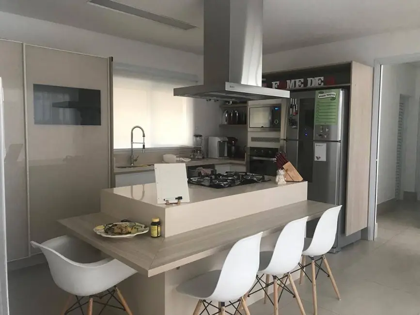 Foto 7 de Casa com 4 quartos à venda, 340m2 em Aruja - SP