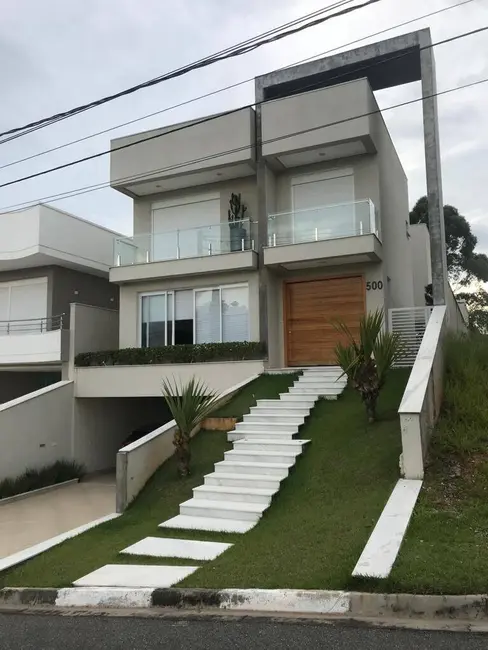 Foto 1 de Casa com 4 quartos à venda, 340m2 em Aruja - SP