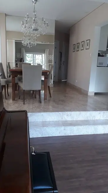 Foto 4 de Casa com 3 quartos à venda, 274m2 em Aruja - SP