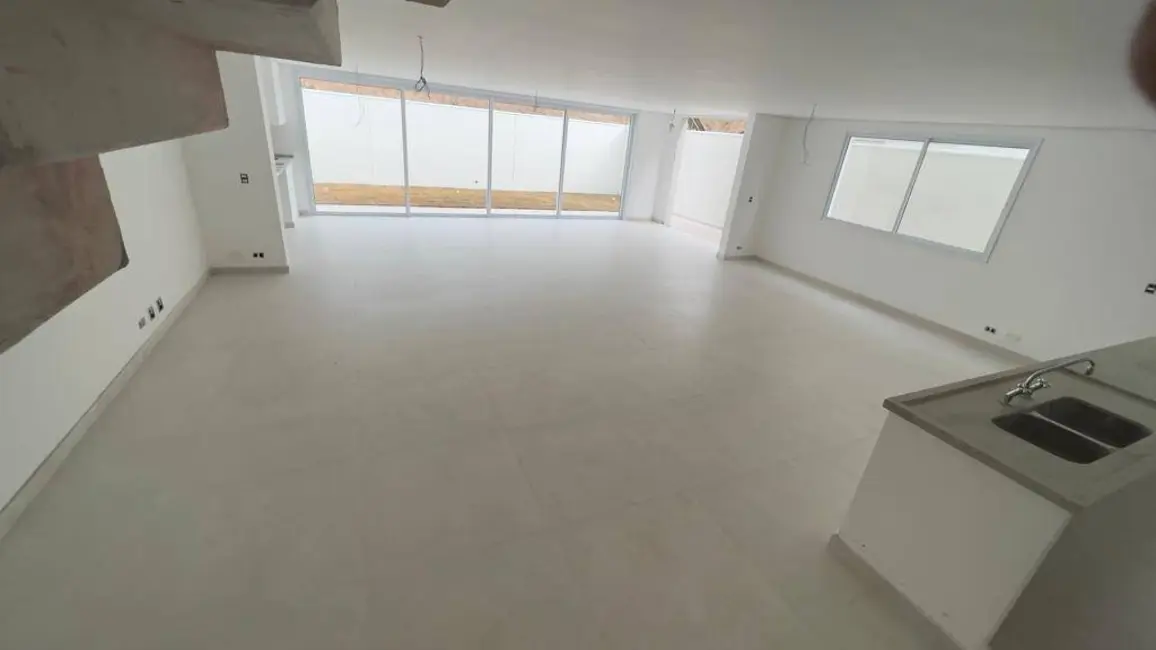 Foto 3 de Casa com 4 quartos à venda, 260m2 em Aruja - SP